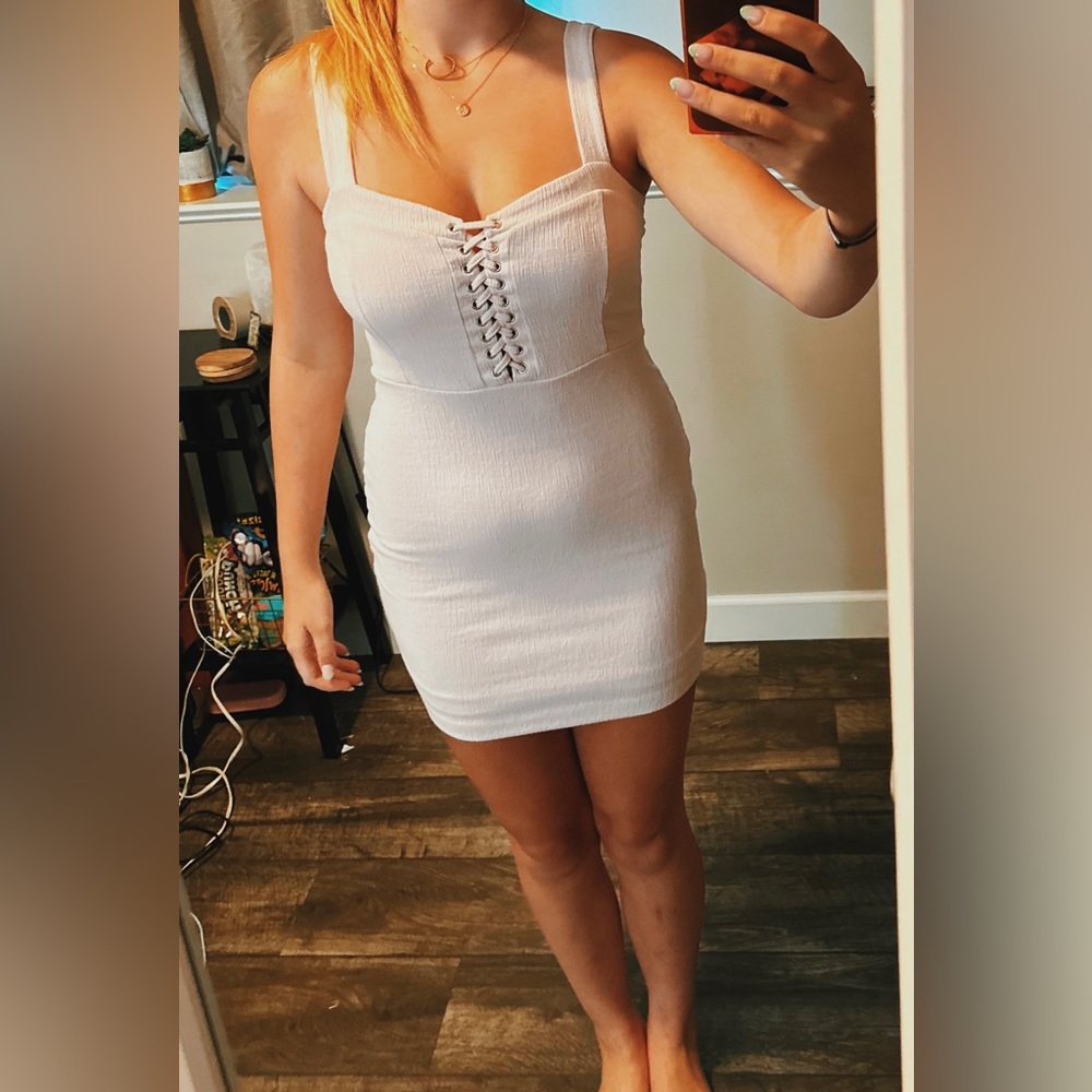 Forever 21 Tight Light Pink Dress
